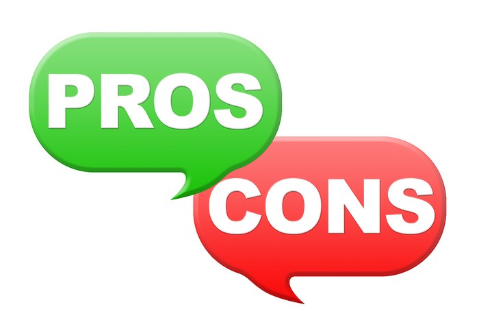 Pros and Cons Speech Bubbles